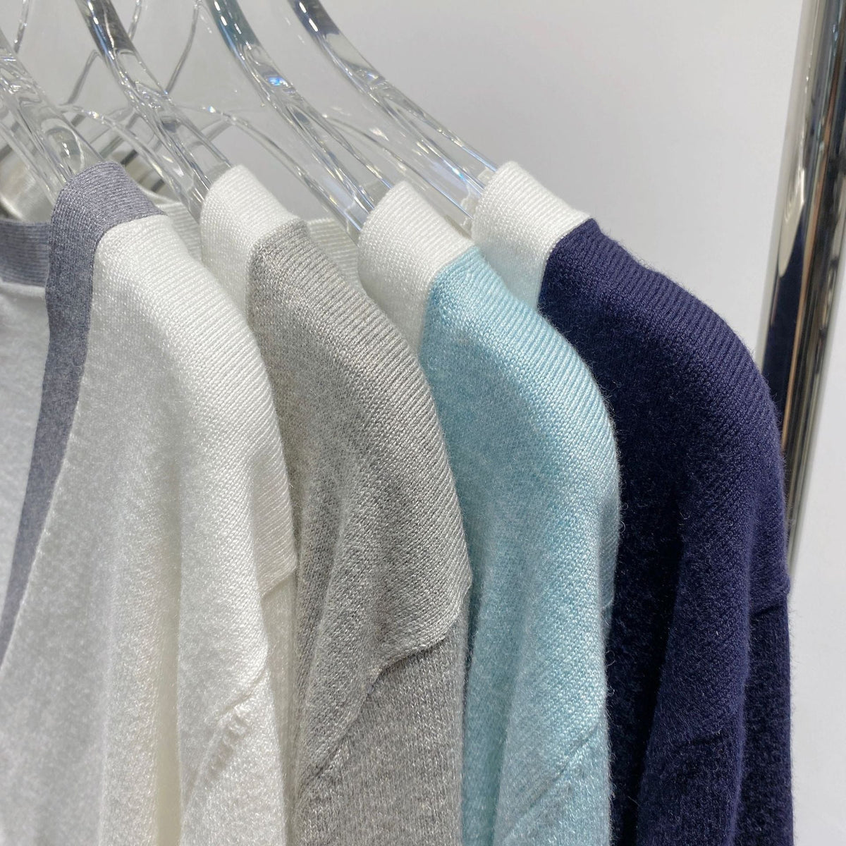 Thom Browne 2025SS Women's Rose and Bird Jacquard Cardigan