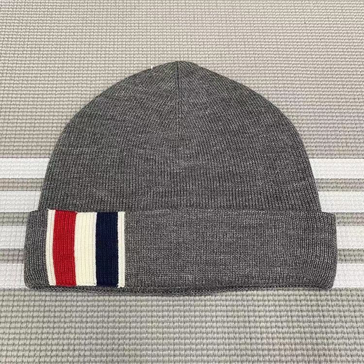 Unisex knitted hat