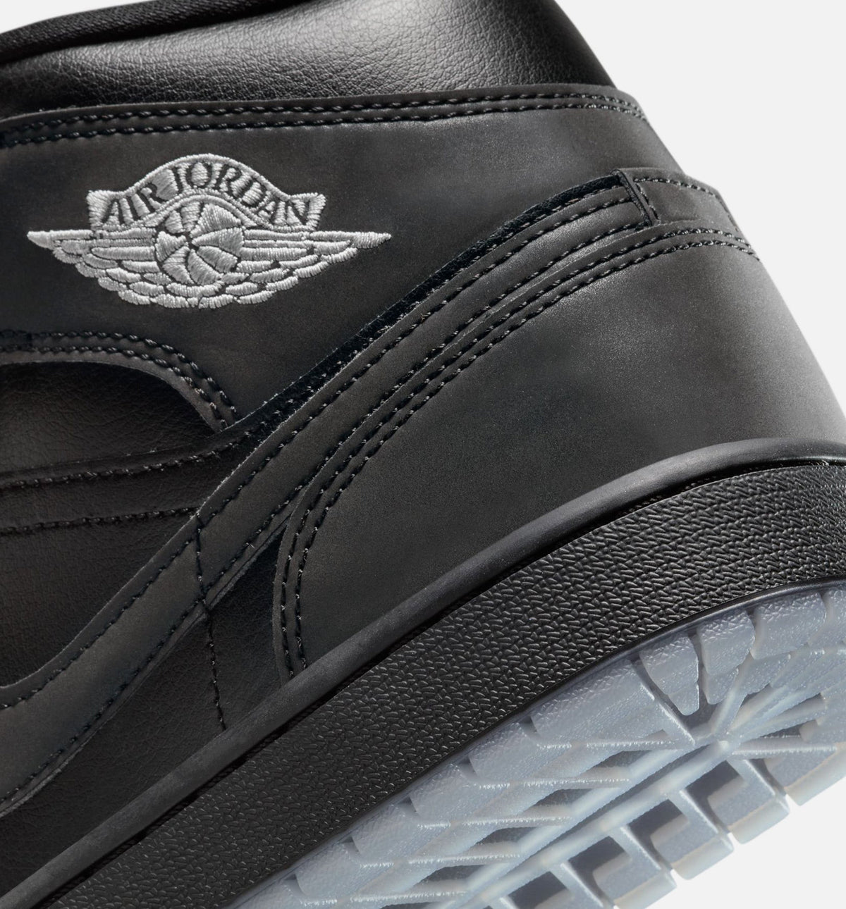Air Jordan 1 Mid SE Men's Lifestyle Shoes - Black/Grey
