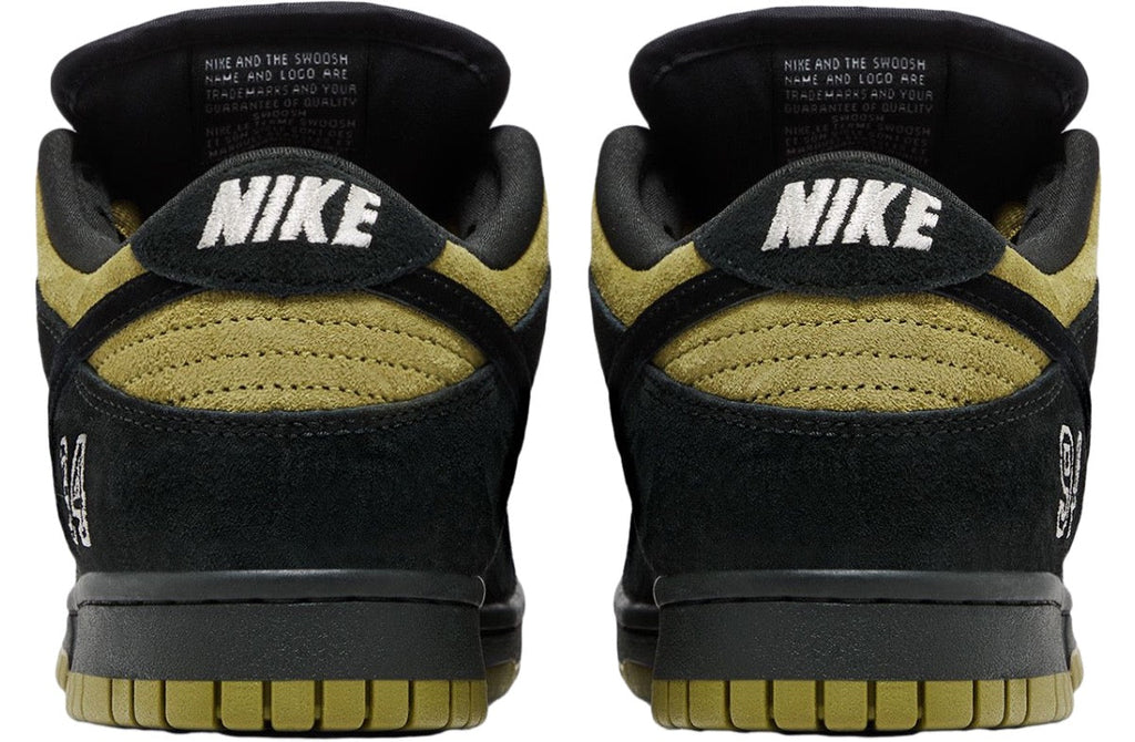 Supreme x Nike SB Dunk Low Camper Green / Black HQ8487-300