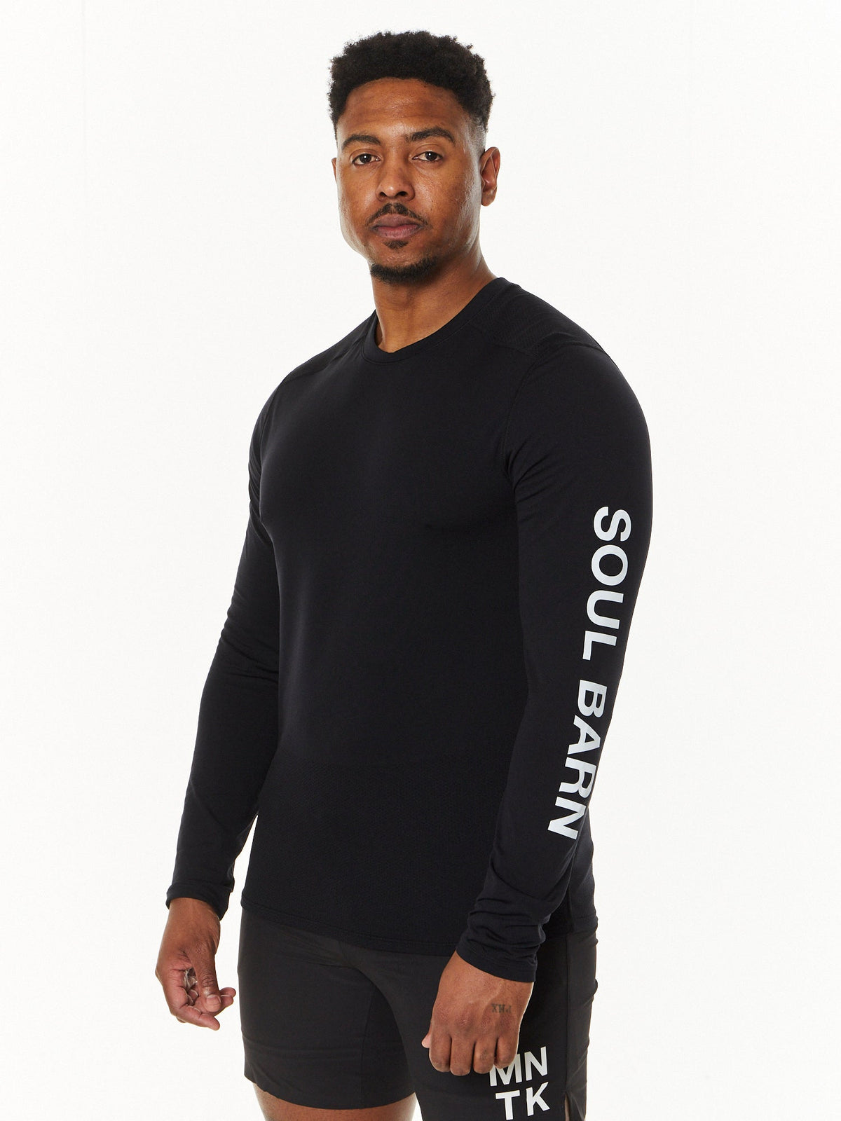 Breeze Seamless LS Black Barn