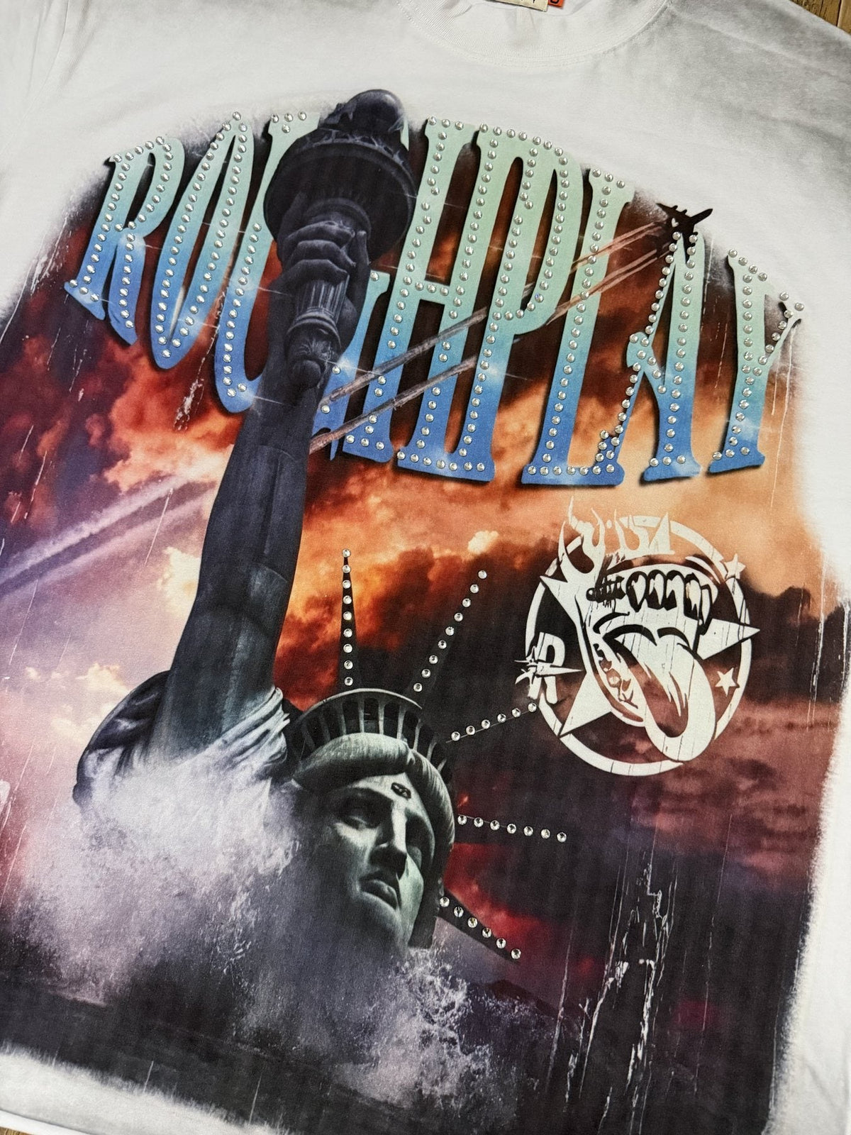 Rough Play Statue of Liberty Graphic T-Shirt