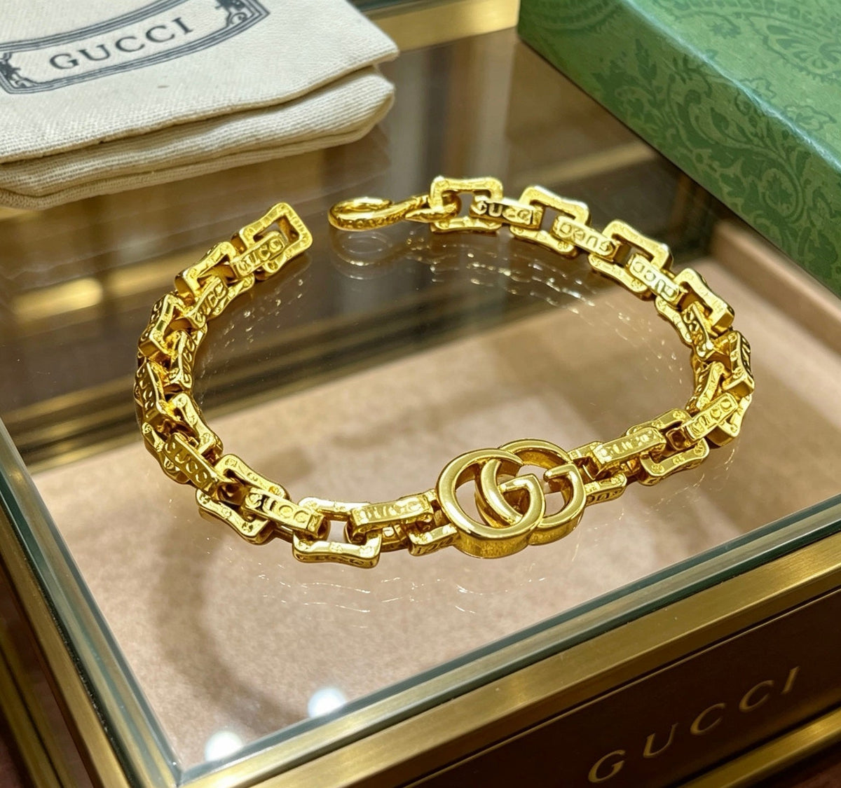 Gucci Polished Link Bracelet - Sizes 16-22 cm