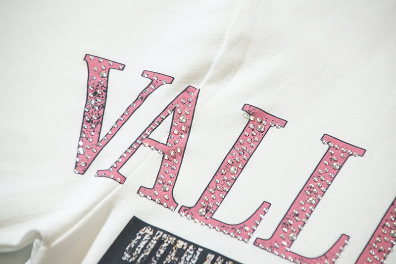 VALE USA Fallen Angel Rhinestone Graphic T-Shirt