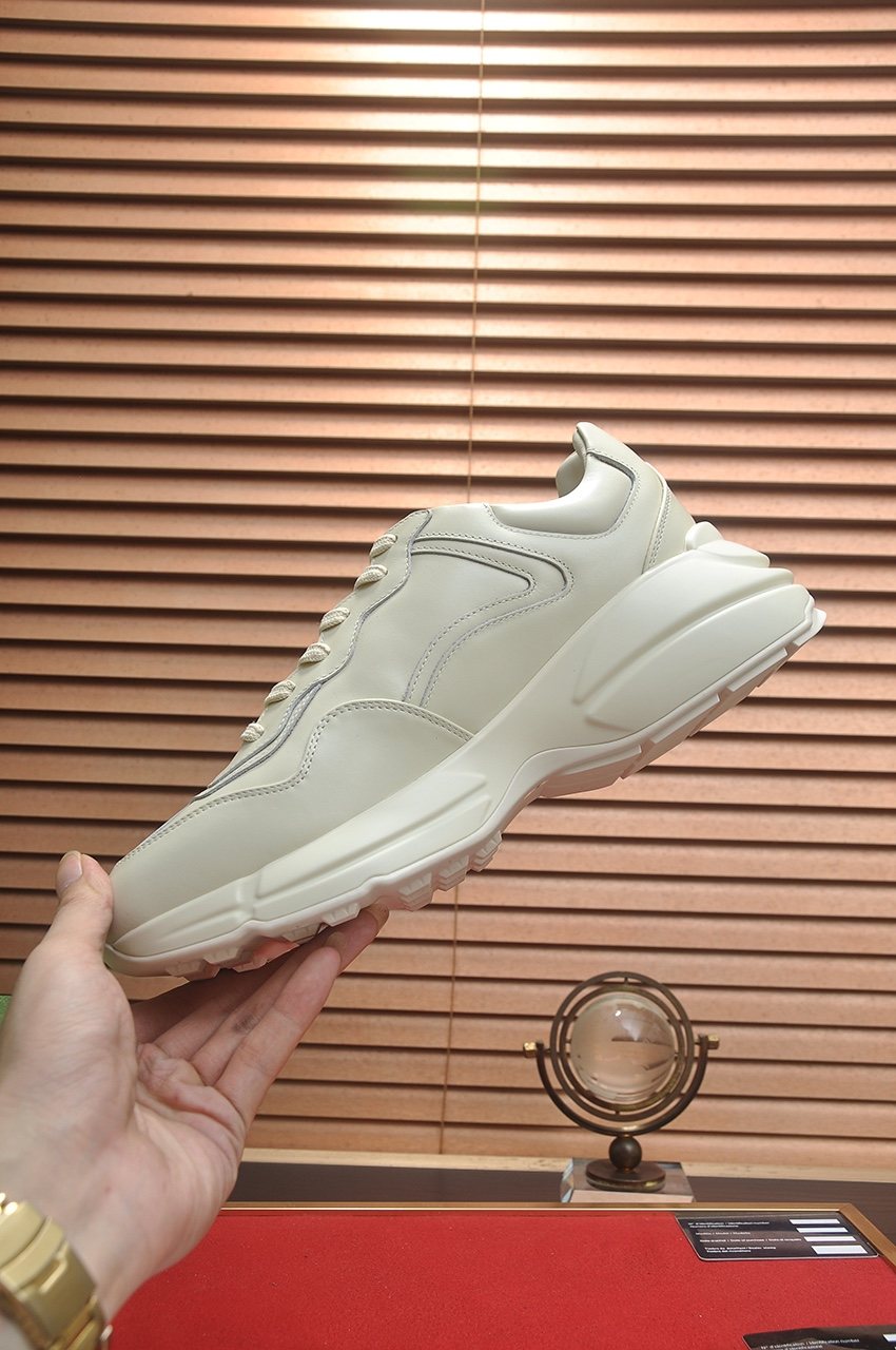 Gucci Ivory White Red Logo Sneakers
