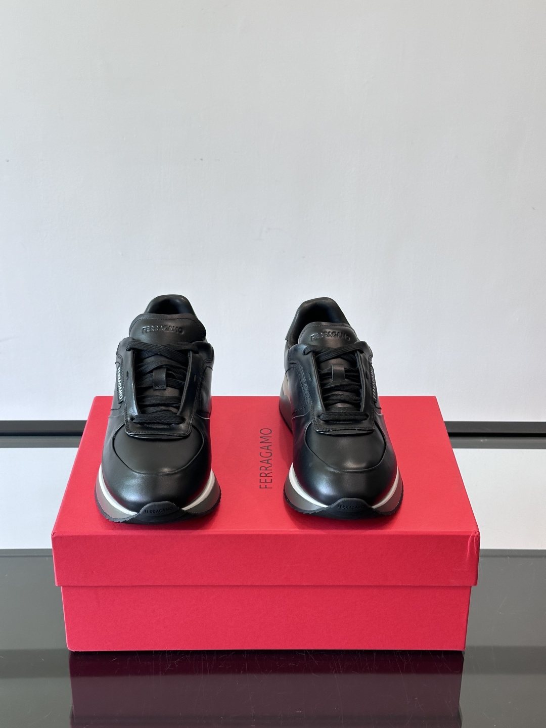 Ferragamo Men's Low-Top Lace-Up Sneakers