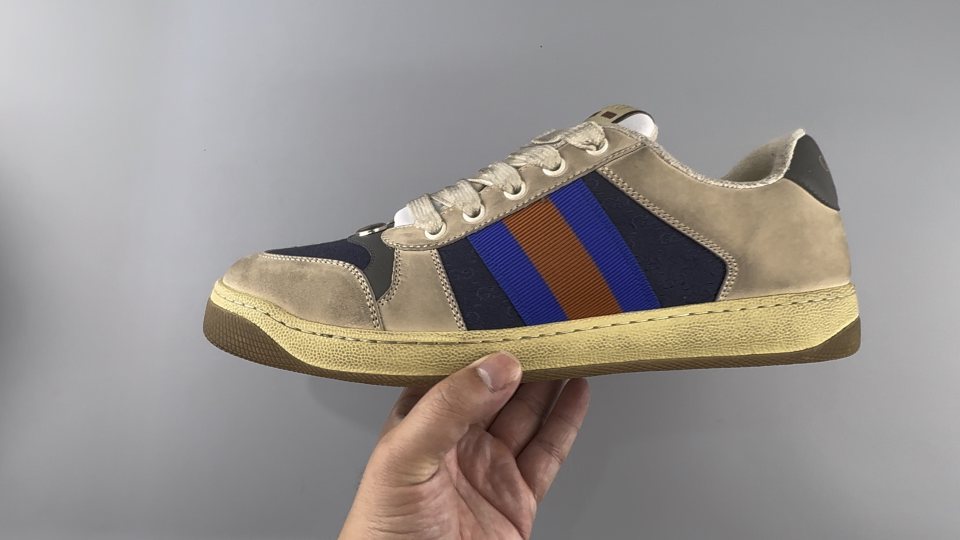 Gucci Beige Stripe Low-Top Sneakers