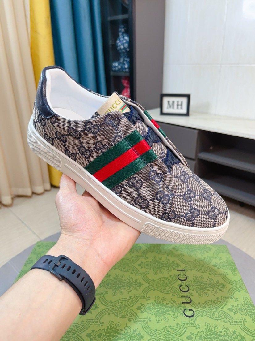 Gucci Men's Monogram Stripe Low-Top Sneakers - Leather Lining