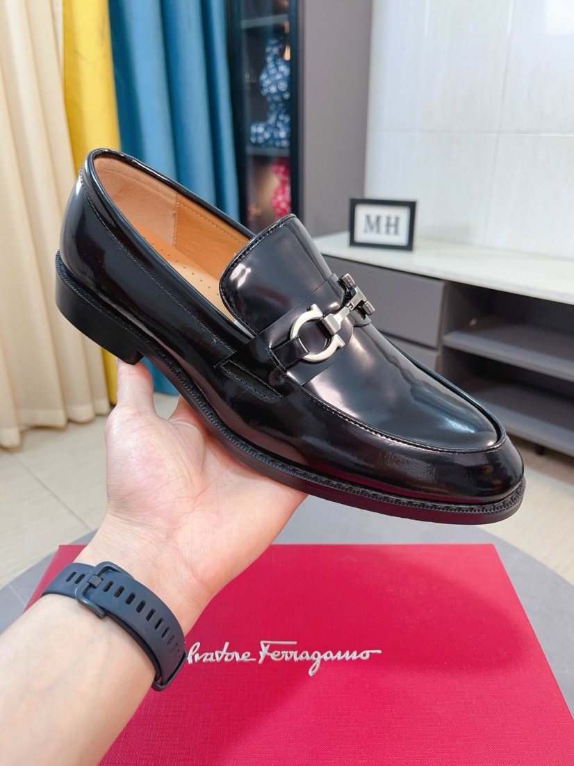 Ferragamo Men's Bit Loafers - Apron-Toe Styling