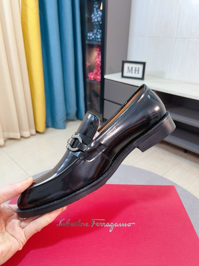 Ferragamo Men's Bit Loafers - Apron-Toe Styling