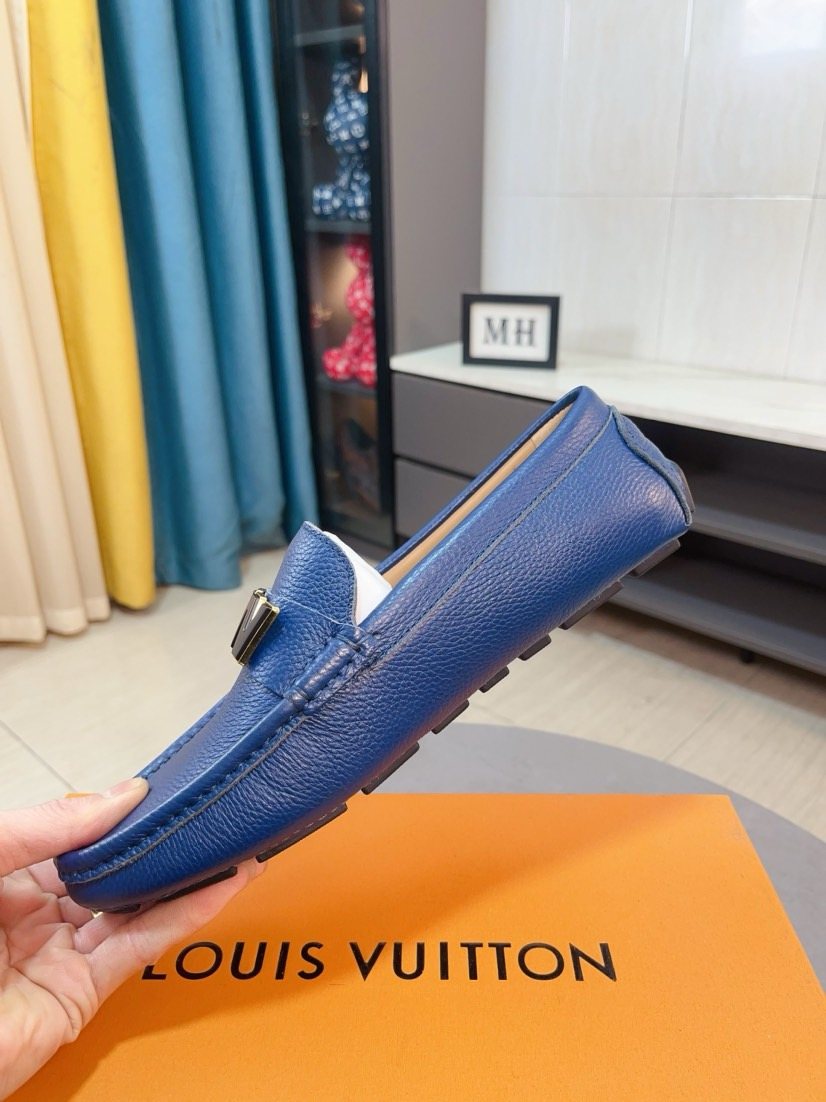 Louis Vuitton Pebbled Driving Loafers