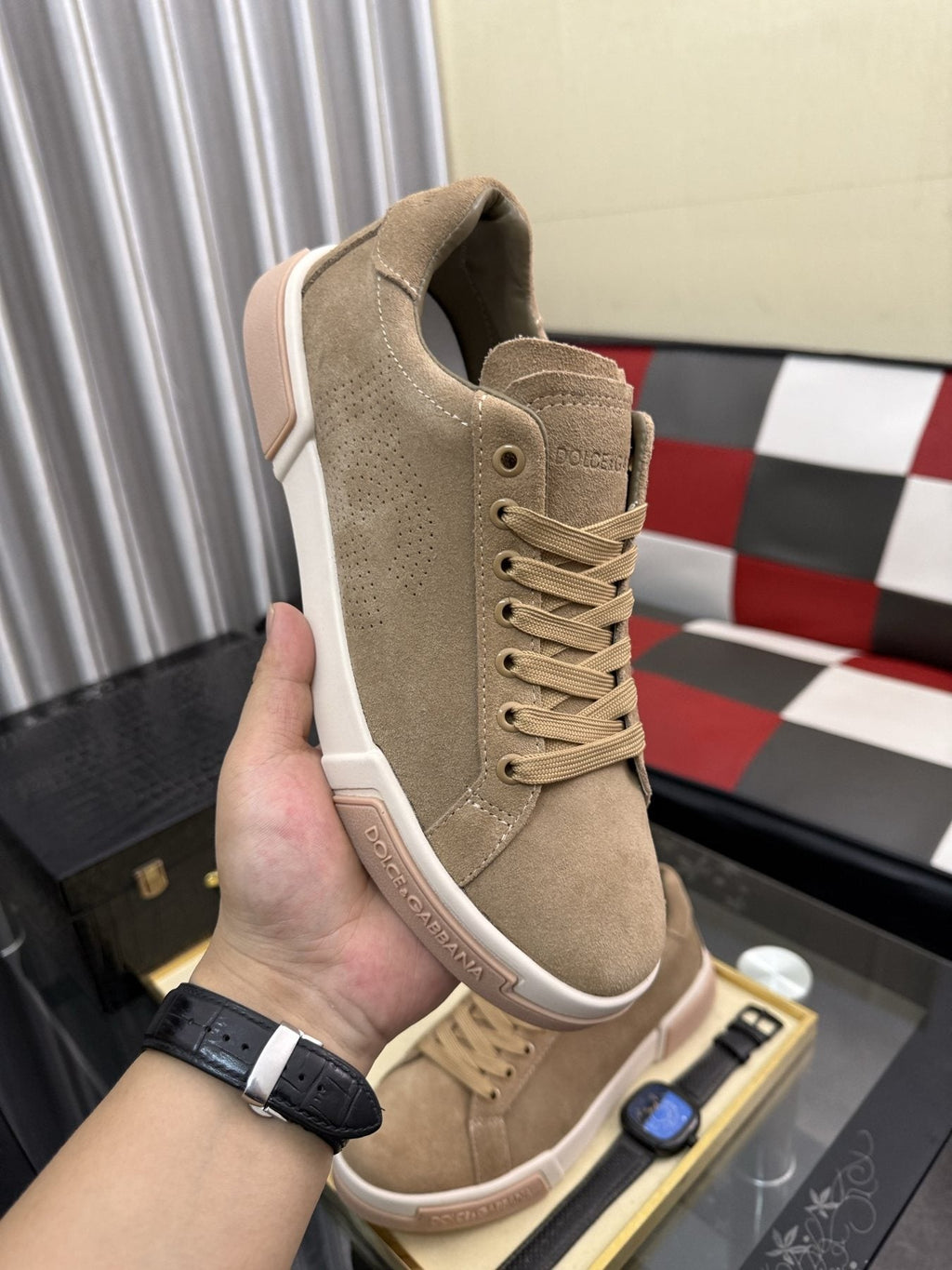 Dolce & Gabbana Low-Top Lace-Up Sneakers - Rounded Toe