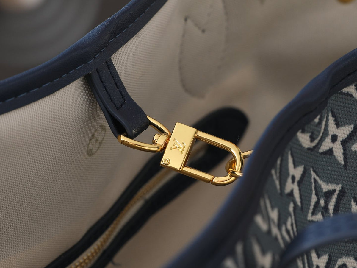 Louis Vuitton Neverfull MM Blue-Gray Tote Bag